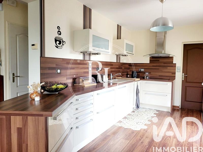 Maison - 140 m² - 6 pièces