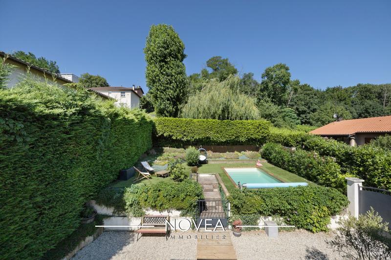 Maison traditionnelle - 120 m² - 5 pièces