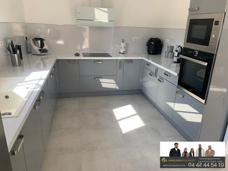 Villa - 100 m² - 4 pièces