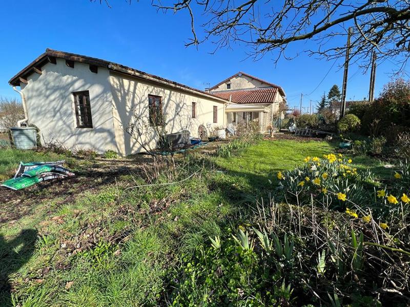 Corps de ferme - 233 m² - 6 pièces