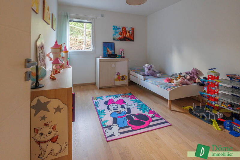 Appartement - 92 m² - 4 pièces