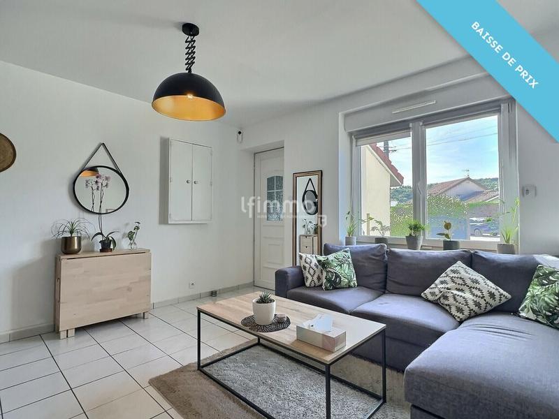 Maison - 85 m² - 5 pièces