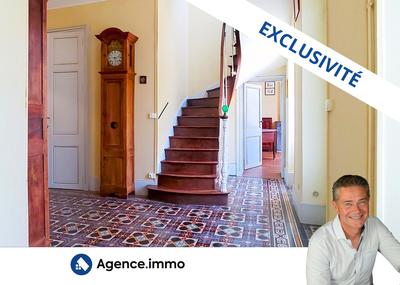 Maison - 628 m² - 17 pièces