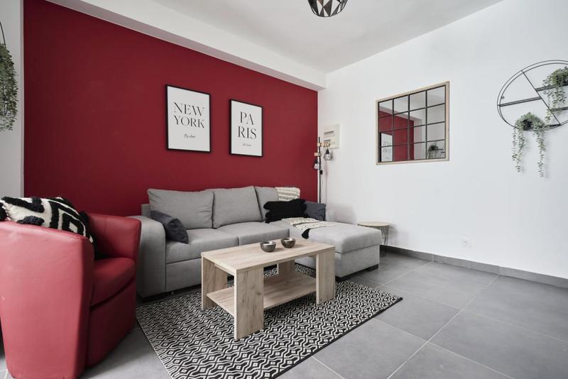 Maison - 90 m² - 5 pièces