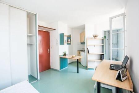 Studio - 25 m² - 1 pièce