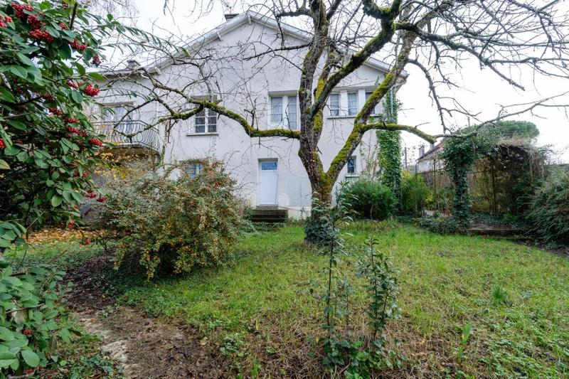 Maison - 195 m² - 5 pièces