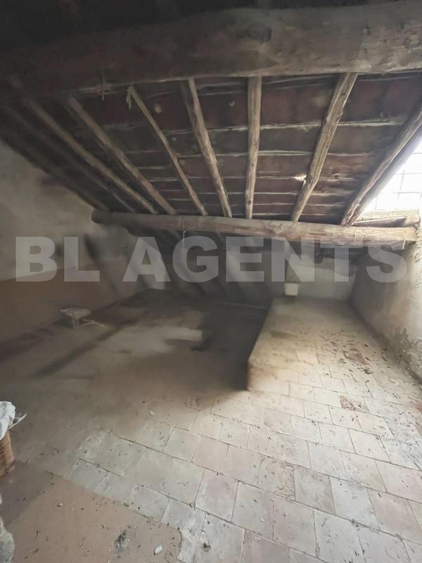 Appartement - 100 m² - 5 pièces