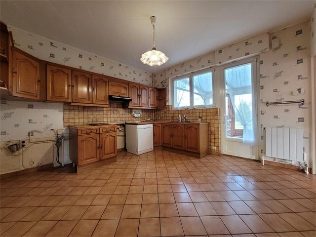 Maison - 136 m² - 6 pièces