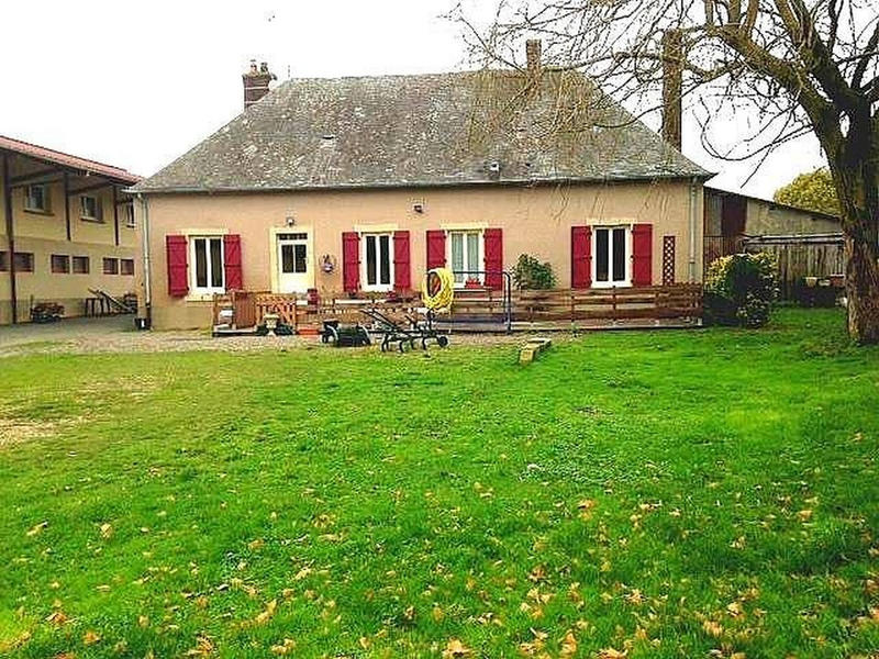 Maison - 550 m² - 11 pièces