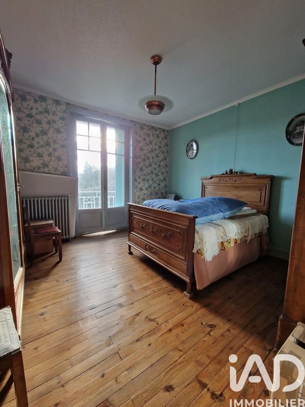 Maison - 223 m² - 12 pièces