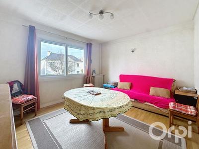 Immeuble - 97 m² - 6 pièces