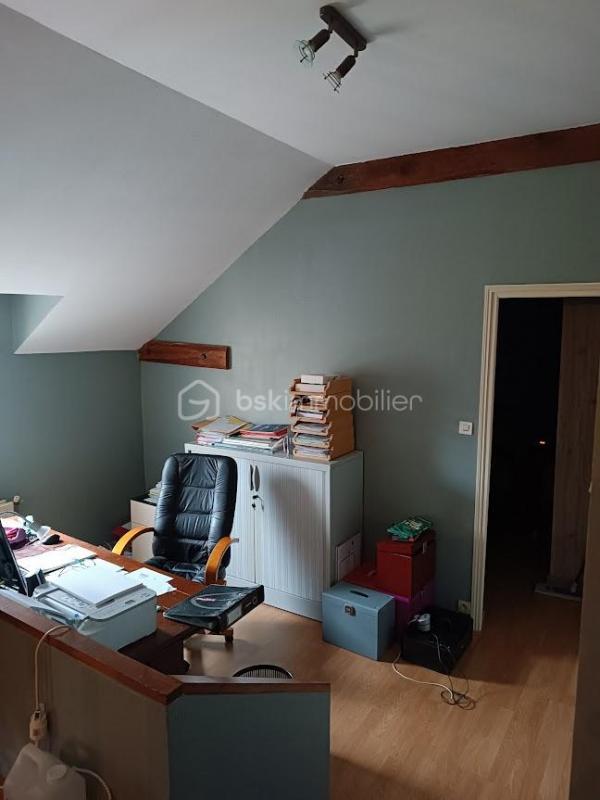 Demeure - 240 m² - 8 pièces