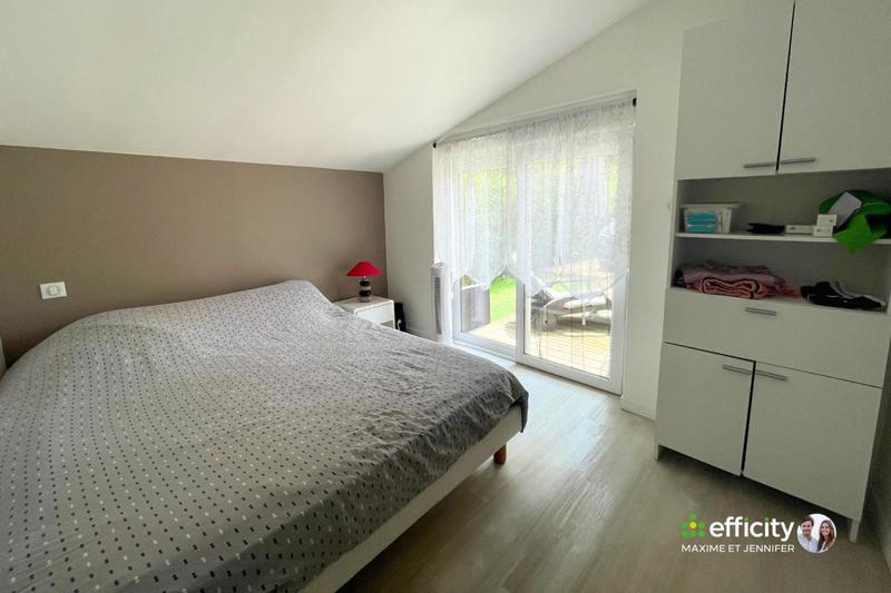 Maison - 92 m² - 5 pièces