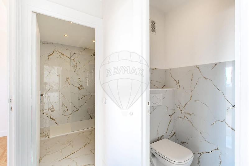 Appartement - 103 m² - 4 pièces