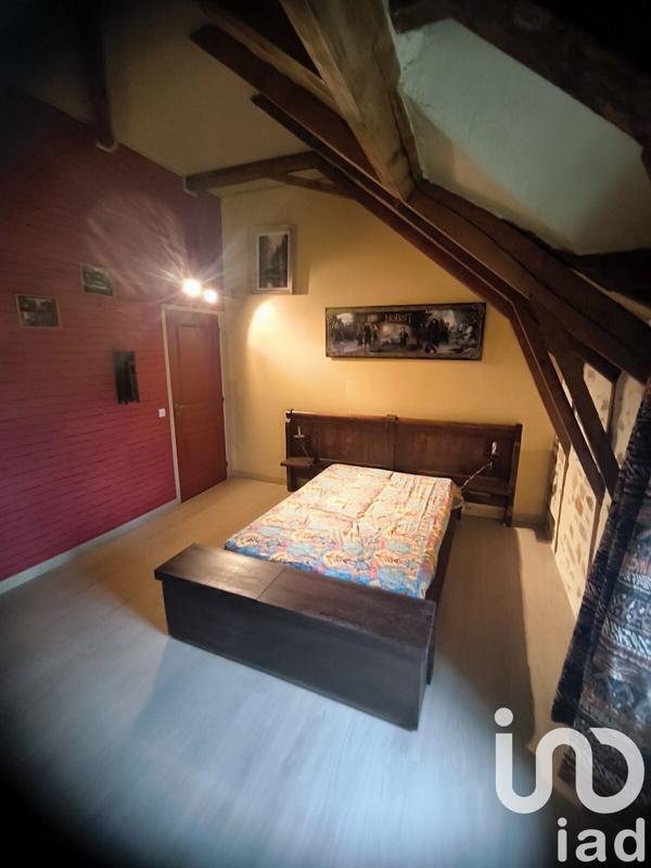 Maison - 230 m² - 8 pièces