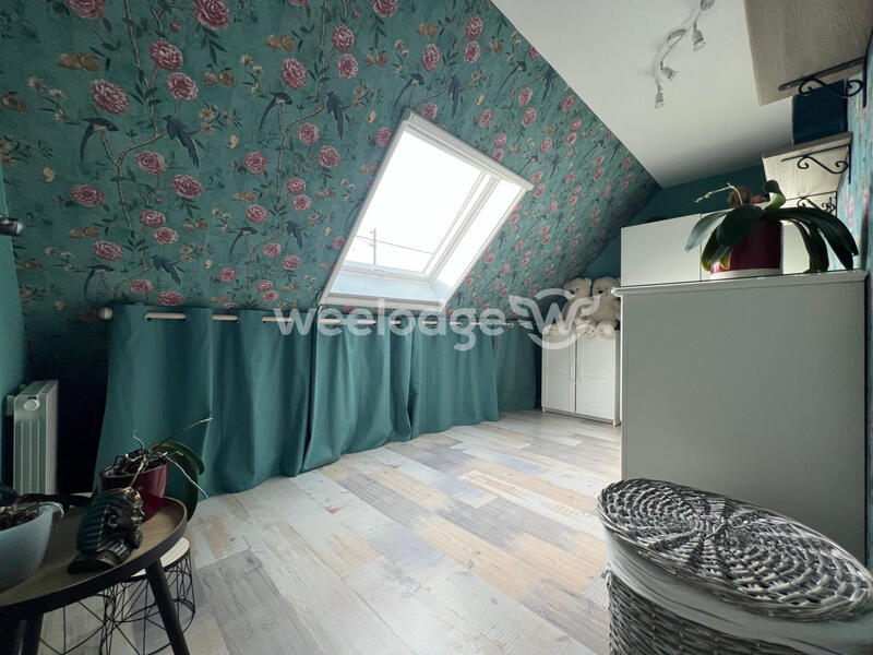 Maison traditionnelle - 96 m² - 5 pièces