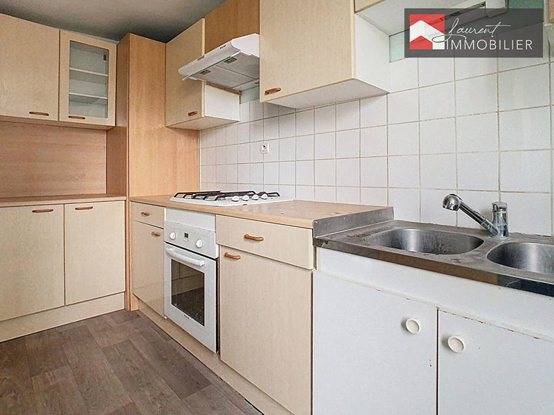 Maison - 210 m² - 10 pièces