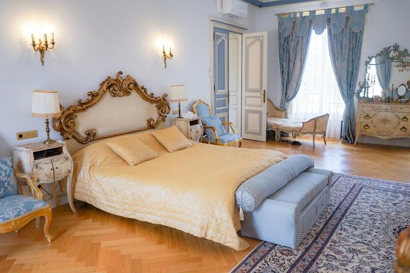 Manoir - 800 m² - 25 pièces