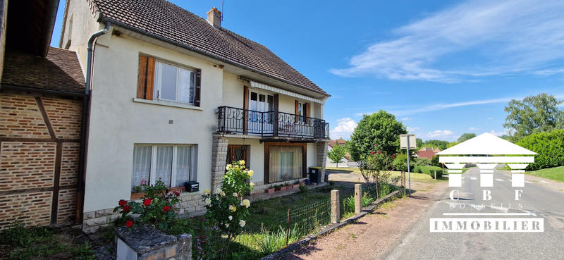 Maison traditionnelle - 99 m² - 5 pièces