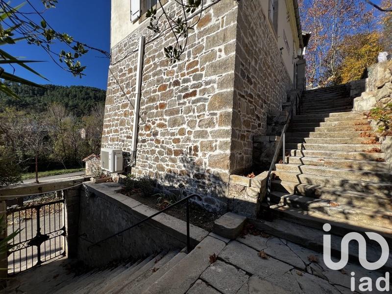 Maison - 81 m² - 4 pièces