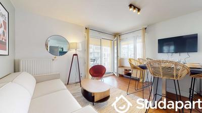 Chambre - 99 m² - 1 pièce