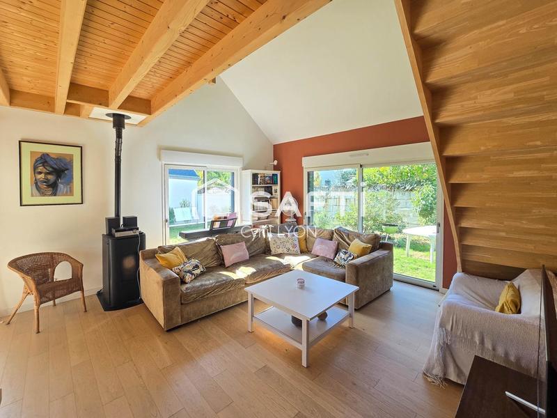 Maison - 104 m² - 5 pièces