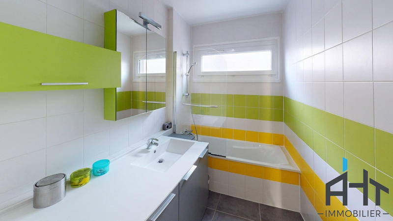 Appartement - 70 m² - 3 pièces