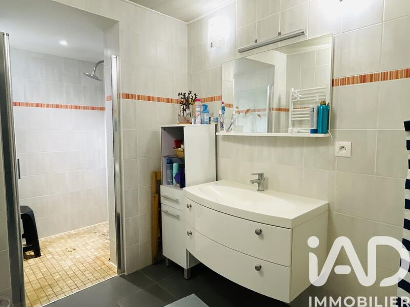 Maison - 111 m² - 5 pièces