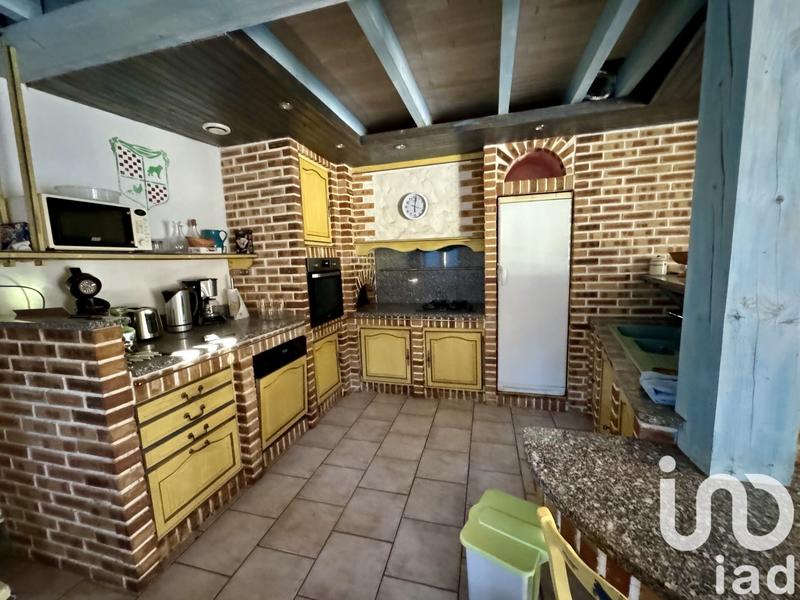 Maison - 360 m² - 19 pièces