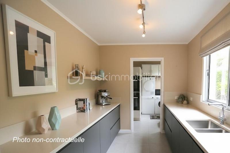 Maison de maîtres - 215 m² - 9 pièces