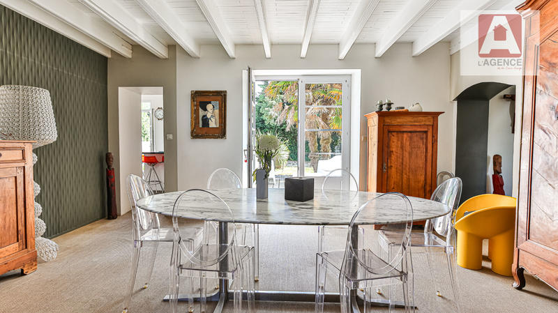 Maison - 187 m² - 5 pièces