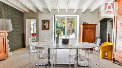 Maison - 187 m² - 5 pièces