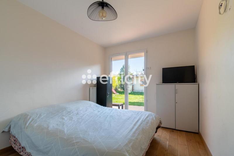 Pavillon - 105 m² - 6 pièces