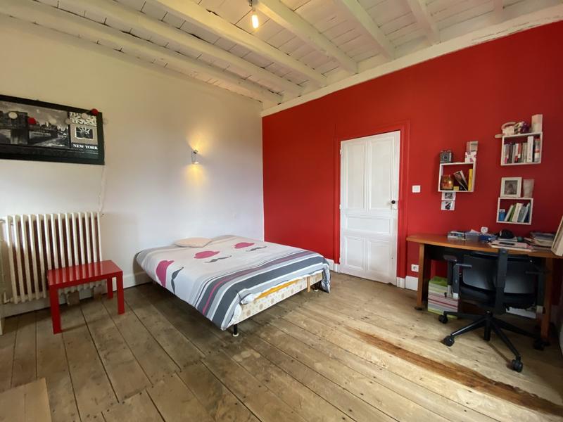 Maison - 520 m² - 18 pièces