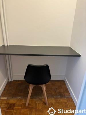 Chambre - 11 m² - 1 pièce