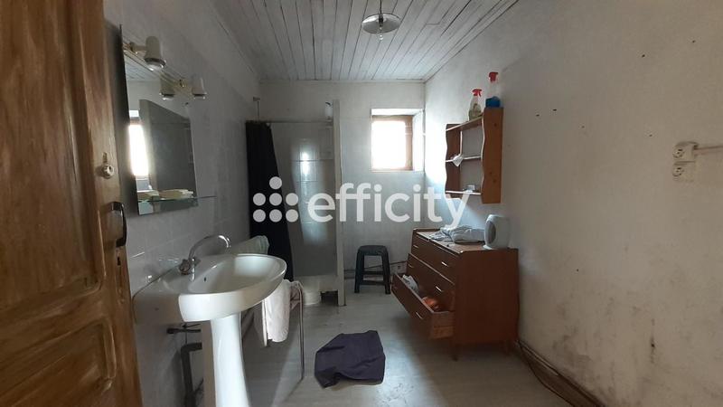 Maison - 240 m² - 10 pièces