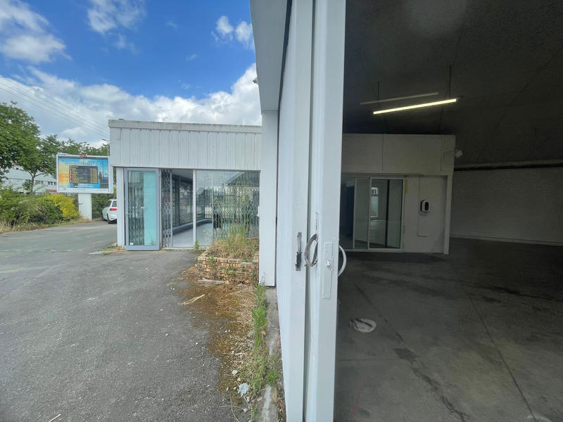Local commercial - 330 m²
