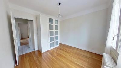 Appartement - 70 m² - 2 pièces