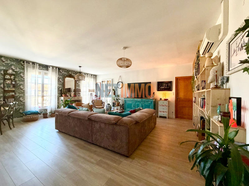 Appartement - 100 m² - 4 pièces