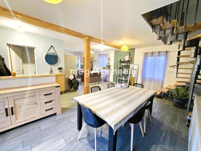 Maison - 114 m² - 5 pièces