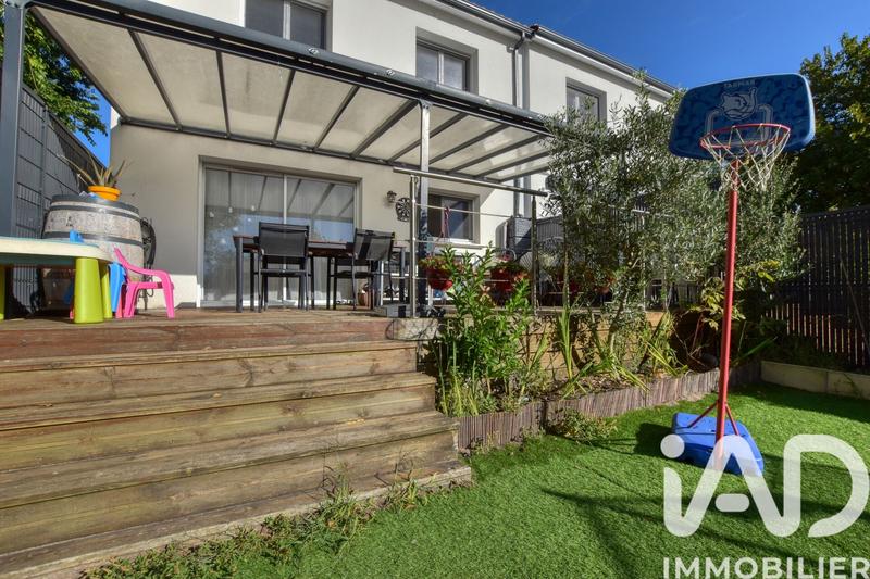 Maison - 88 m² - 4 pièces