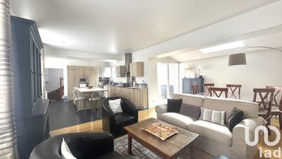 Maison de ville - 139 m² - 7 pièces