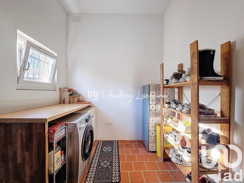 Maison - 187 m² - 9 pièces