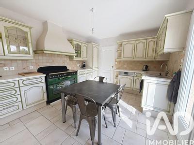 Maison - 172 m² - 7 pièces