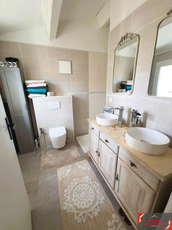 Maison - 137 m² - 5 pièces