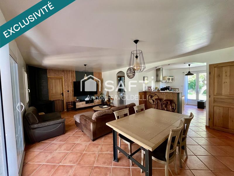 Maison - 95 m² - 5 pièces