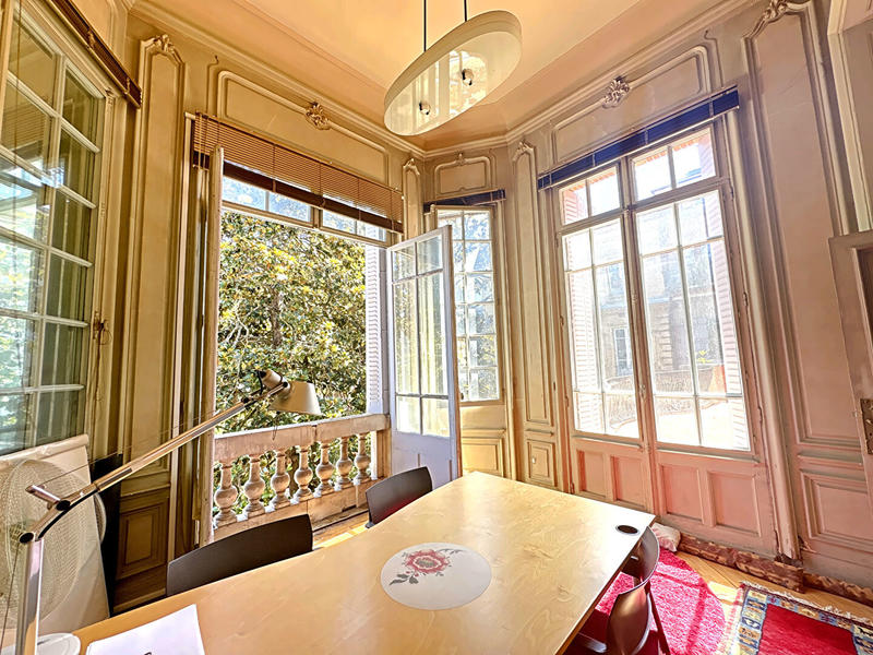 Appartement - 100 m² - 4 pièces