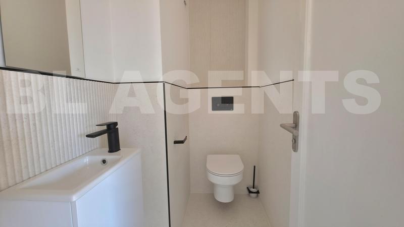 Appartement - 93 m² - 4 pièces