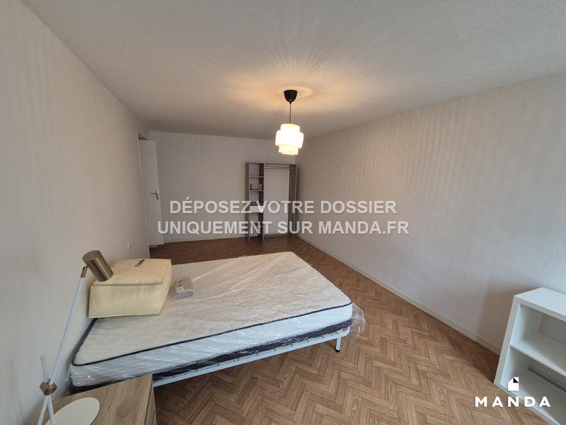 Chambre - 13 m² - 4 pièces