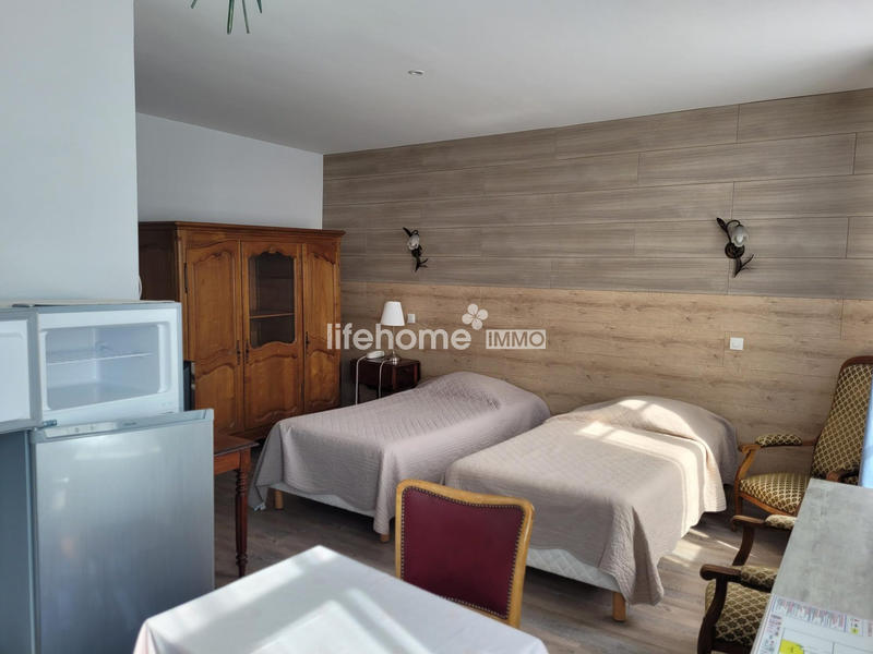 Fonds de commerce - 1 243 m²